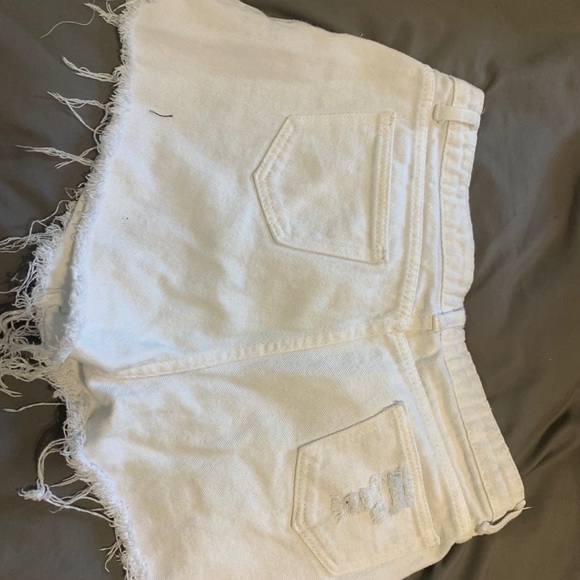 Shorts - Picture 2 of 3